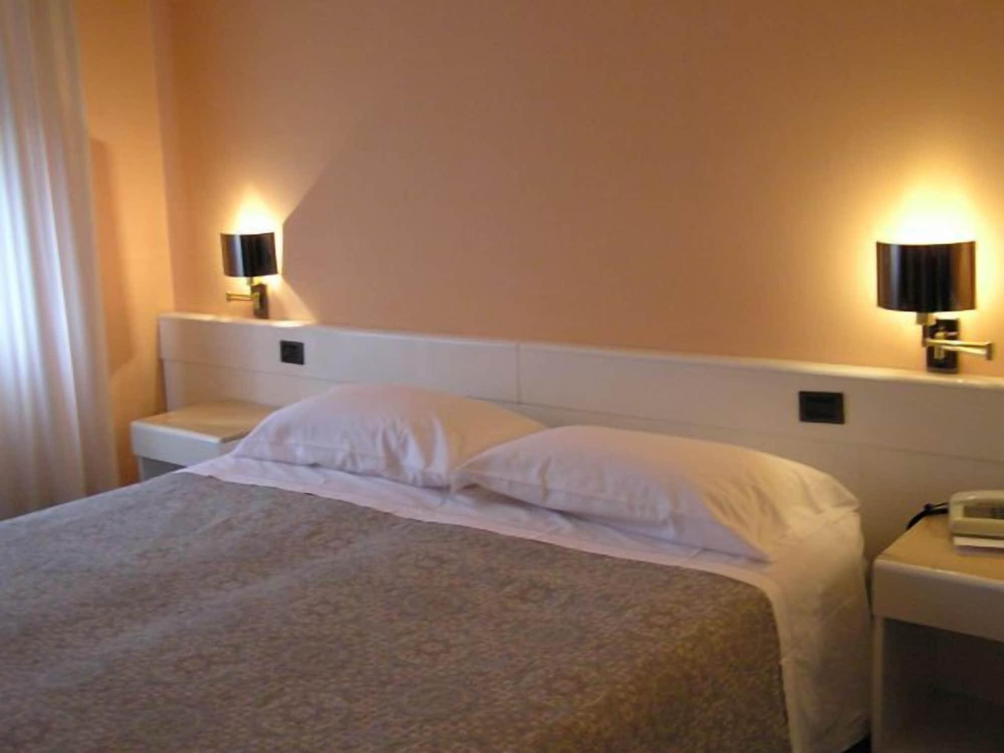Giovanni 4* Padova